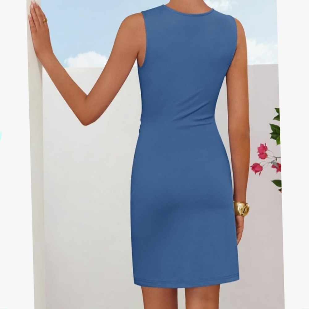 NWT Zesica Dusty Blue Sleeveless Dress - Medium - Picture 2 of 7